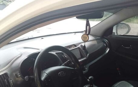 KIA Sportage III, 2011 год, 1 050 000 рублей, 2 фотография