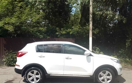 KIA Sportage III, 2011 год, 1 050 000 рублей, 3 фотография
