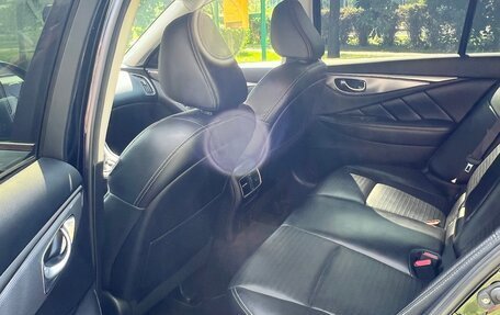 Infiniti Q50 I рестайлинг, 2015 год, 2 100 000 рублей, 12 фотография