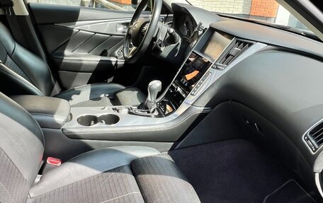 Infiniti Q50 I рестайлинг, 2015 год, 2 100 000 рублей, 10 фотография