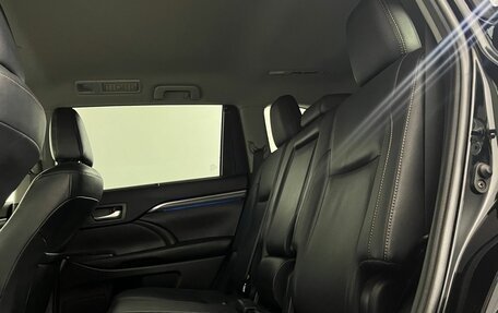 Toyota Highlander III, 2019 год, 3 950 000 рублей, 16 фотография