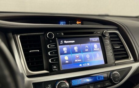 Toyota Highlander III, 2019 год, 3 950 000 рублей, 24 фотография