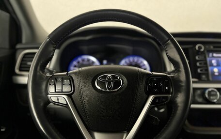 Toyota Highlander III, 2019 год, 3 950 000 рублей, 23 фотография