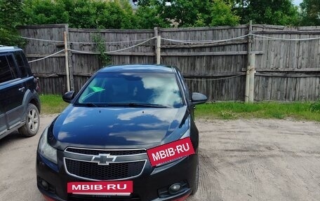 Chevrolet Cruze II, 2010 год, 799 000 рублей, 9 фотография