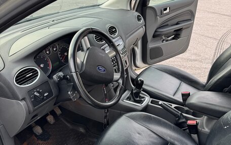 Ford Focus II рестайлинг, 2005 год, 390 000 рублей, 15 фотография