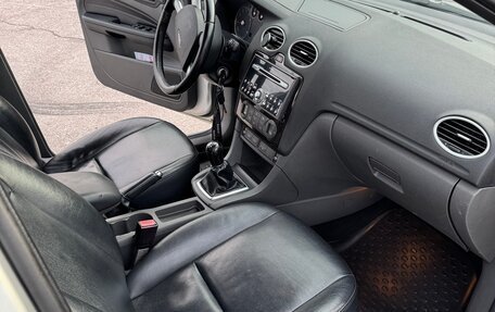 Ford Focus II рестайлинг, 2005 год, 390 000 рублей, 17 фотография