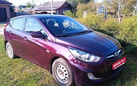 Hyundai Solaris II рестайлинг, 2011 год, 710 000 рублей, 5 фотография