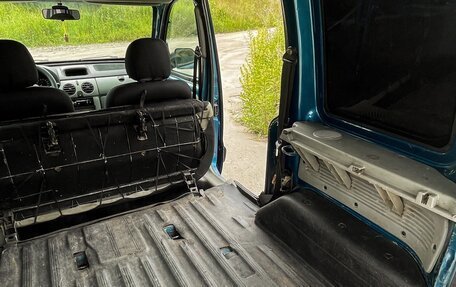 Renault Kangoo II рестайлинг, 2005 год, 349 000 рублей, 15 фотография
