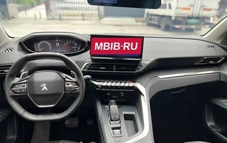 Peugeot 5008 II, 2022 год, 2 251 013 рублей, 8 фотография