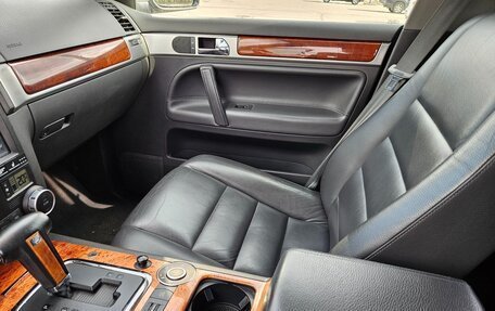 Volkswagen Touareg III, 2003 год, 1 200 000 рублей, 16 фотография