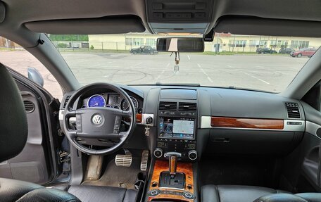 Volkswagen Touareg III, 2003 год, 1 200 000 рублей, 20 фотография