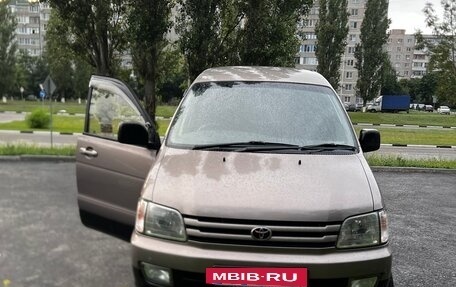 Toyota Town Ace III, 1996 год, 650 000 рублей, 2 фотография