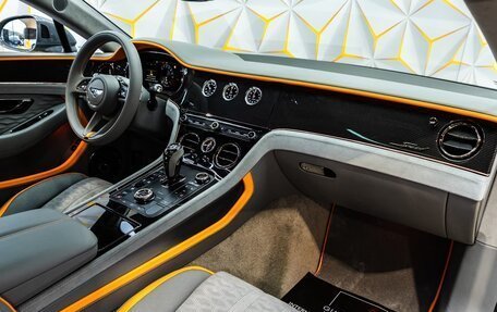 Bentley Continental GT, 2025 год, 41 980 000 рублей, 15 фотография