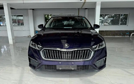 Skoda Octavia IV, 2022 год, 1 820 013 рублей, 2 фотография
