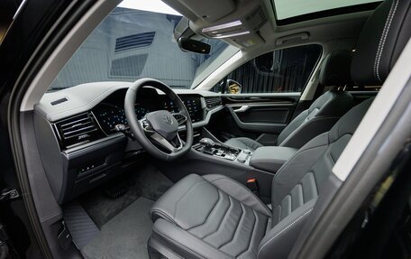 Volkswagen Touareg III, 2024 год, 11 850 000 рублей, 14 фотография