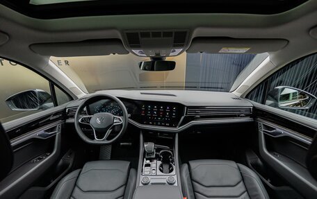 Volkswagen Touareg III, 2024 год, 11 850 000 рублей, 15 фотография