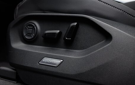 Volkswagen Touareg III, 2024 год, 11 850 000 рублей, 22 фотография