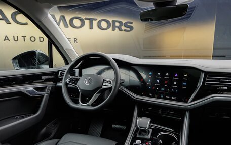 Volkswagen Touareg III, 2024 год, 11 850 000 рублей, 25 фотография