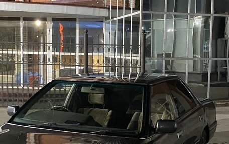 Toyota Crown, 1989 год, 350 000 рублей, 4 фотография