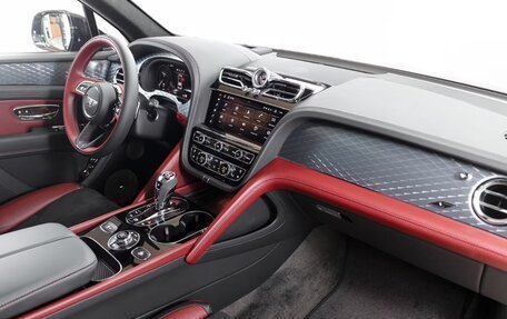 Bentley Bentayga I, 2025 год, 29 980 000 рублей, 11 фотография