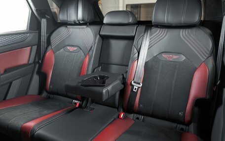 Bentley Bentayga I, 2025 год, 29 980 000 рублей, 20 фотография