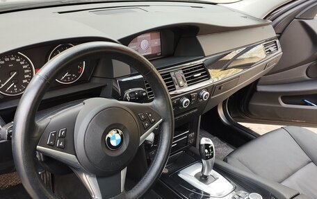 BMW 5 серия, 2009 год, 2 600 000 рублей, 6 фотография