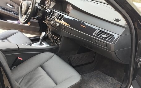 BMW 5 серия, 2009 год, 2 600 000 рублей, 8 фотография