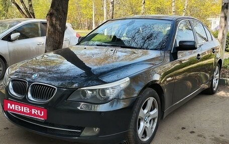 BMW 5 серия, 2009 год, 2 600 000 рублей, 2 фотография
