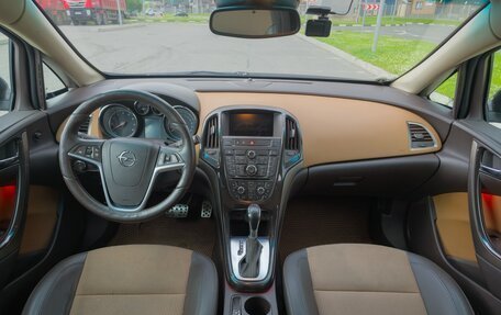Opel Astra J, 2014 год, 900 000 рублей, 9 фотография