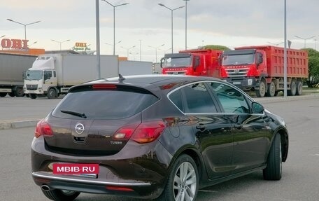 Opel Astra J, 2014 год, 900 000 рублей, 4 фотография