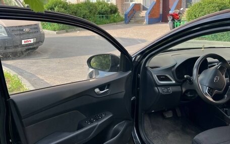 Hyundai Solaris II рестайлинг, 2019 год, 1 490 000 рублей, 14 фотография