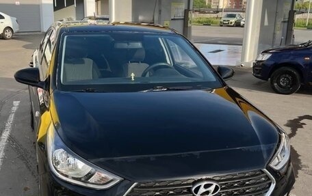 Hyundai Solaris II рестайлинг, 2019 год, 1 490 000 рублей, 2 фотография