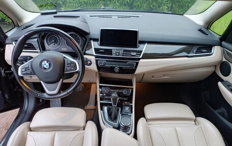 BMW 2 серия Grand Tourer F46 рестайлинг, 2017 год, 1 650 000 рублей, 8 фотография
