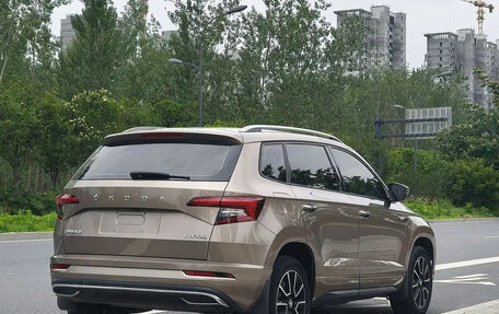 Skoda Karoq I, 2022 год, 1 720 013 рублей, 6 фотография