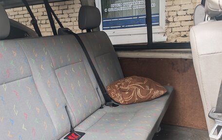 Volkswagen Caravelle T5, 2006 год, 850 000 рублей, 9 фотография