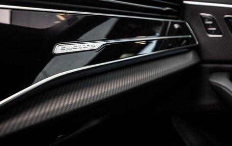 Audi Q8 I, 2025 год, 21 690 000 рублей, 18 фотография