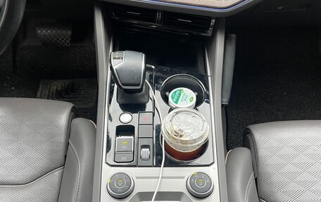 Volkswagen Touareg III, 2022 год, 4 820 013 рублей, 9 фотография