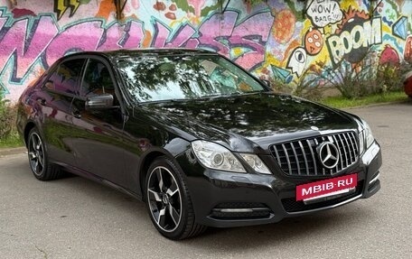 Mercedes-Benz E-Класс, 2011 год, 1 790 000 рублей, 3 фотография
