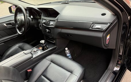 Mercedes-Benz E-Класс, 2011 год, 1 790 000 рублей, 14 фотография
