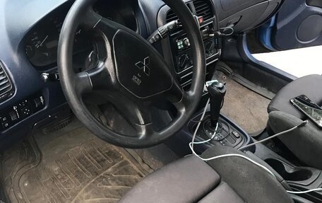Mitsubishi Carisma I, 2000 год, 180 000 рублей, 2 фотография