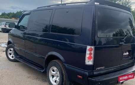 Chevrolet Astro, 2000 год, 690 000 рублей, 3 фотография