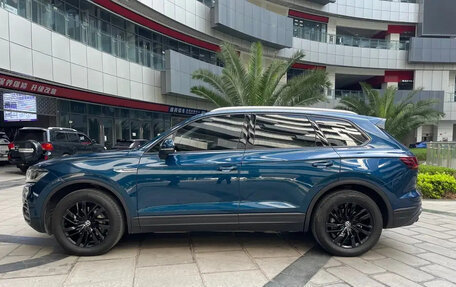 Volkswagen Touareg III, 2021 год, 4 210 013 рублей, 3 фотография