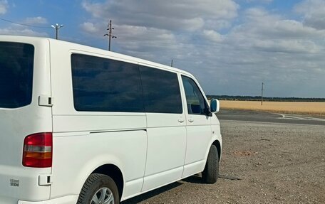 Volkswagen Transporter T5 рестайлинг, 2007 год, 1 299 000 рублей, 16 фотография