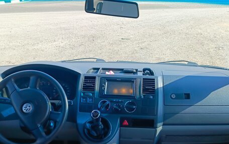 Volkswagen Transporter T5 рестайлинг, 2007 год, 1 299 000 рублей, 14 фотография