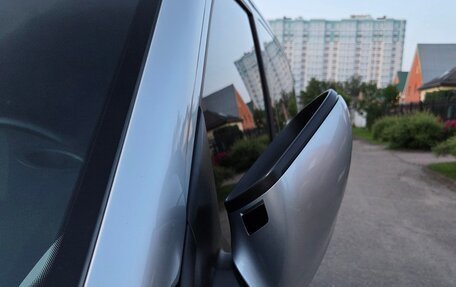 Volkswagen Multivan T6 рестайлинг, 2020 год, 6 300 000 рублей, 24 фотография