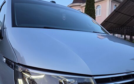 Volkswagen Multivan T6 рестайлинг, 2020 год, 6 300 000 рублей, 25 фотография