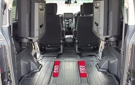 Mitsubishi Delica D:5 I, 2019 год, 3 890 000 рублей, 10 фотография