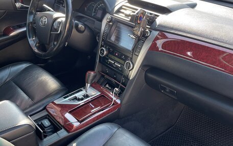 Toyota Camry, 2013 год, 1 550 000 рублей, 8 фотография