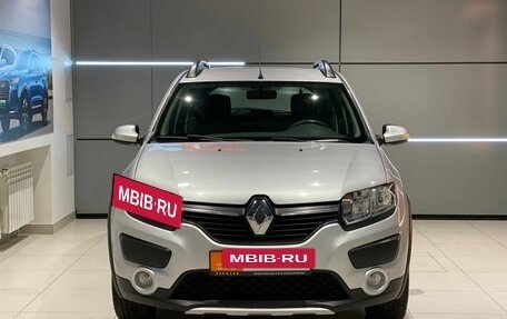 Renault Sandero II рестайлинг, 2015 год, 995 000 рублей, 2 фотография