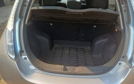 Nissan Leaf I, 2013 год, 865 000 рублей, 2 фотография